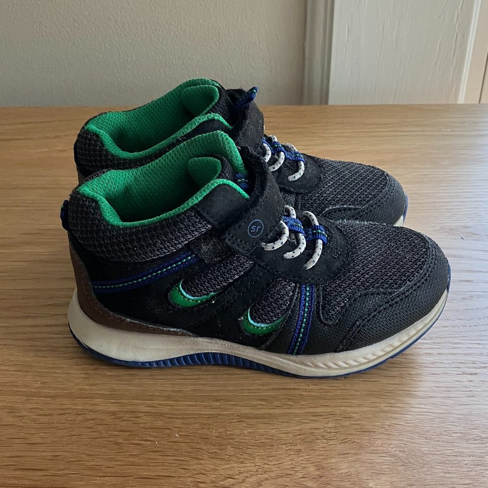 Stride Rite Hickory Sneaker